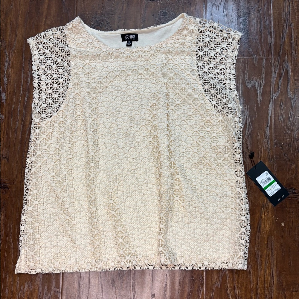 NWT Jones New York Vintage Cream Size Medium Lace Short Sleeve Blouse #2051